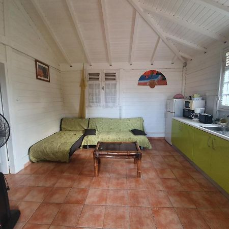 Bungalow Bassin Trouve Сент-Анн Экстерьер фото